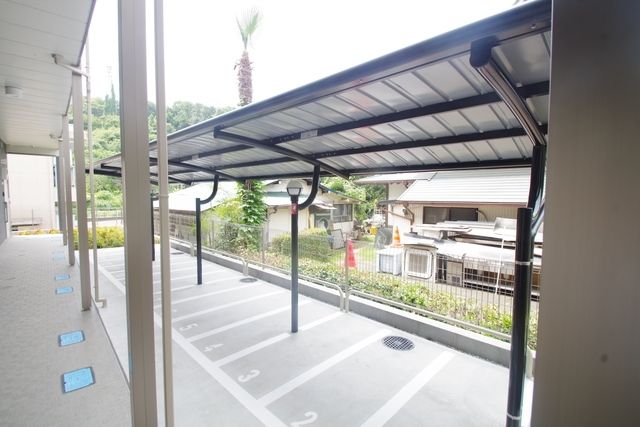 その他共有部分　★屋根付き駐輪場★