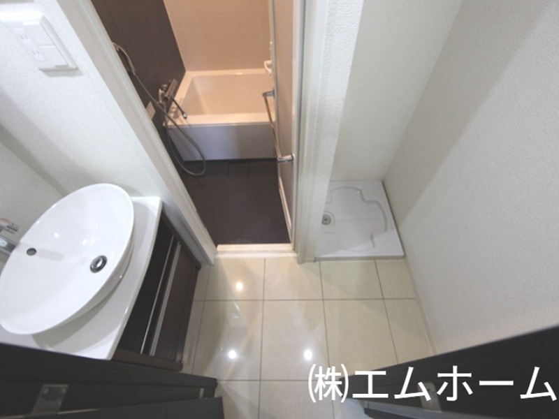 洗面設備　オシャレな独立洗面台