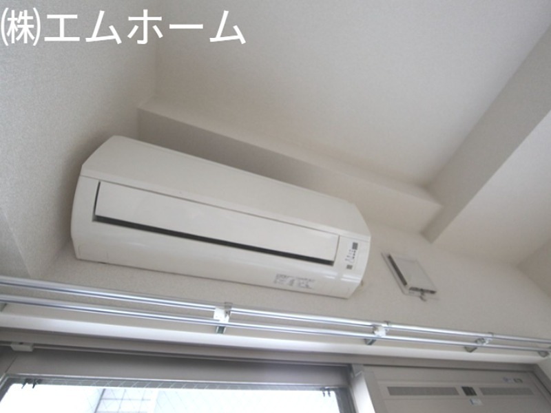 その他設備　浴室暖房乾燥機付バスルーム