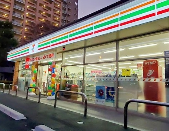 コンビニ　セブンイレブン 大阪長柄東2丁目店（コンビニ）まで197m