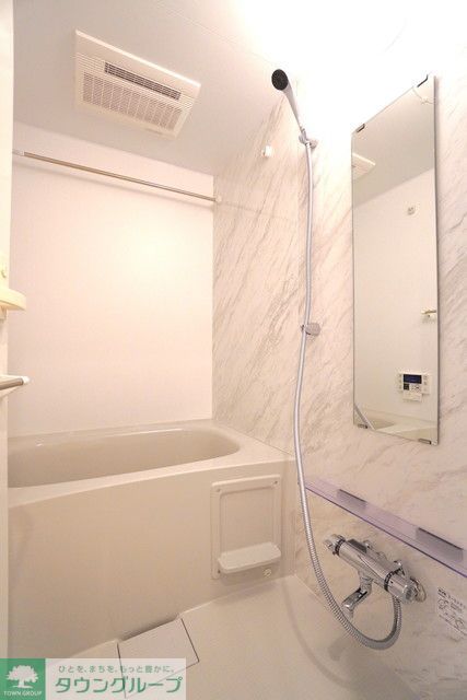 バス・シャワールーム　※写真は同タイプ住戸です。