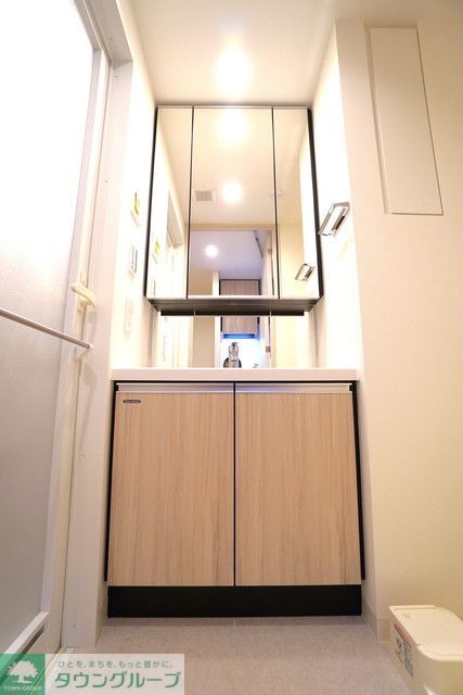 洗面設備　※写真は同タイプ住戸です。