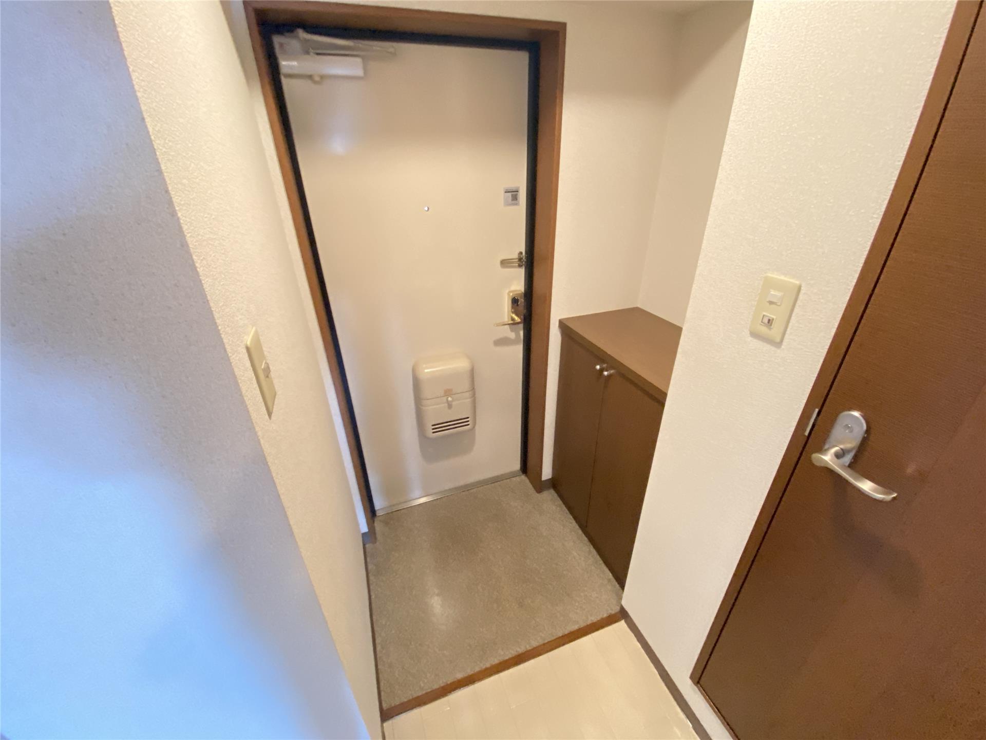 玄関　小物飾りのできるシューズボックス♪