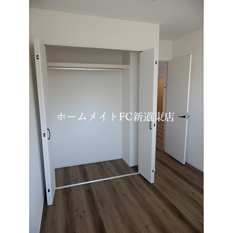 収納　浴室乾燥機