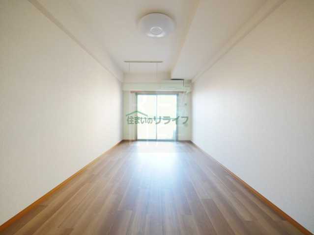 居室・リビング　TRADIS NIPPORI E