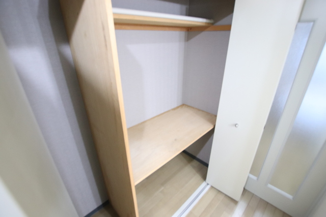 収納　廊下の収納部分