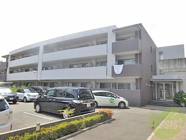 建物外観　摂津市千里丘東「グランデ紫陽花」