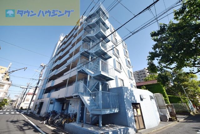 建物外観　オートロック付マンション
