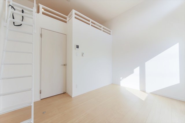 居室・リビング　※別部屋参考写真