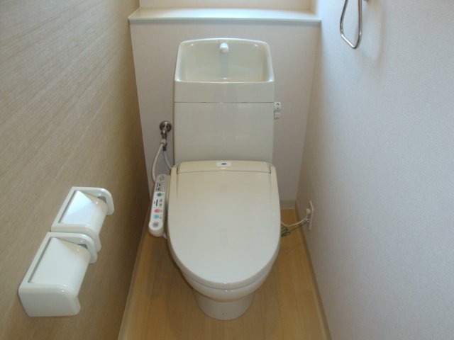トイレ　シャワー付トイレ