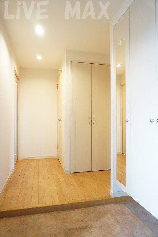 玄関　※写真と異なる場合は現状優先。