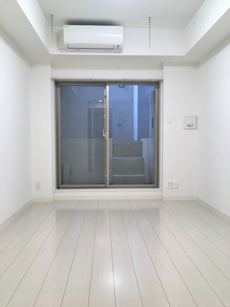 ビバリーホームズ稲田堤の居間写真