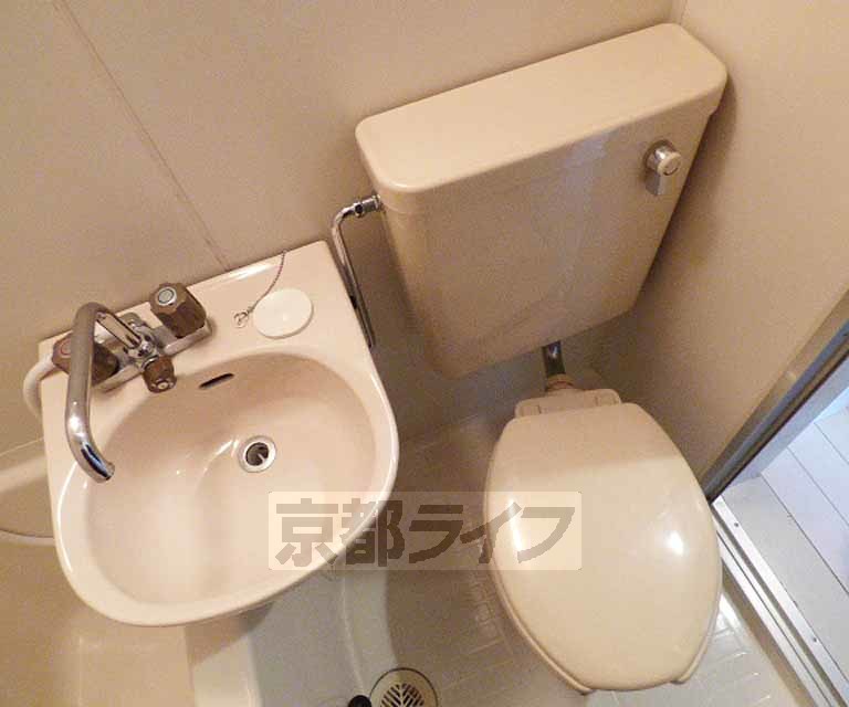 ファーストコート御所室町のトイレ写真