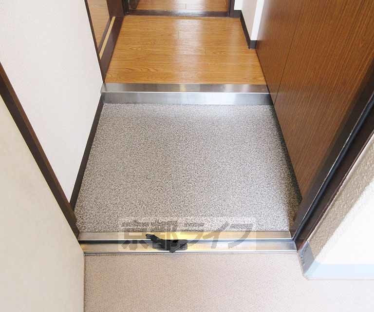 玄関　広め玄関です！