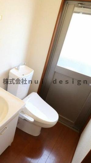都営浅草線 本所吾妻橋駅 徒歩4分 6階建 築24年のトイレ写真