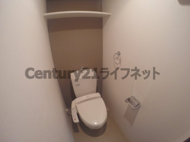 アドバンス新大阪6ビオラのトイレ写真