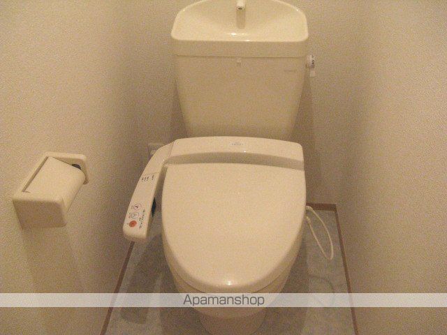 大阪モノレール本線 大日駅 徒歩17分 3階建 築18年のトイレ写真