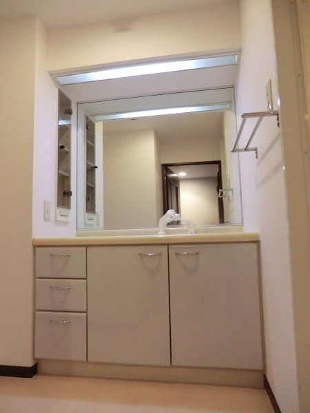 洗面設備　別部屋参考写真