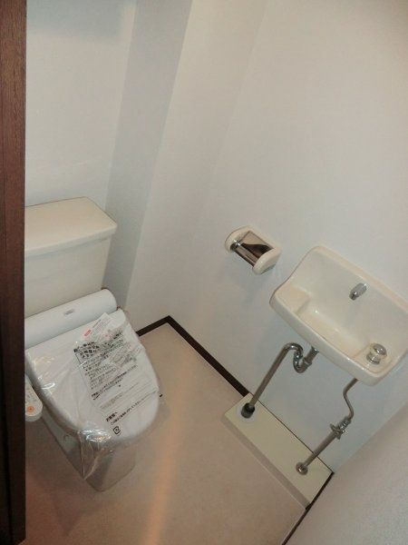 トイレ　別部屋参考写真