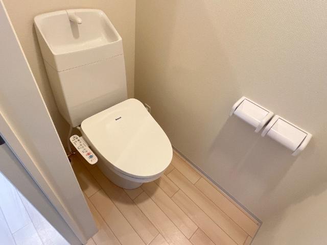 トイレ　シャワー付トイレ