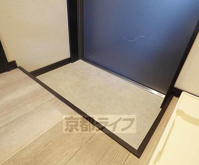ブリエ丹波口の玄関写真