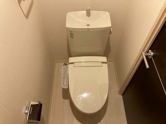 CHEZ-MOIのトイレ写真