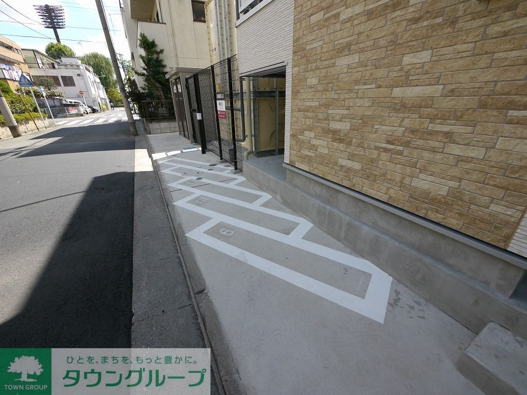駐車場　駐車場