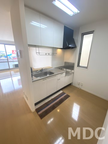 ＪＲ牟岐線 阿波富田駅 徒歩57分 2階建 築22年のキッチン写真