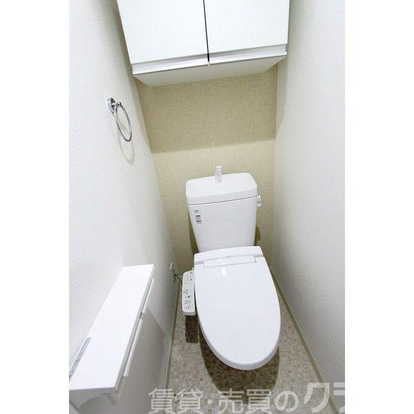 トイレ　ウォシュレット＆ウォームレット付き