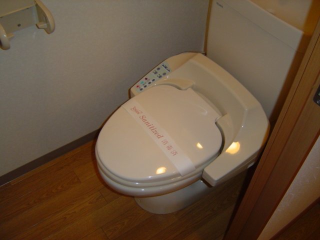 トイレ　シャワー付トイレ