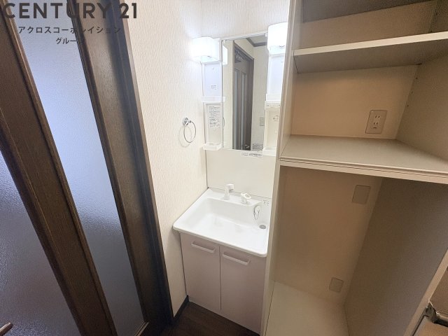 洗面設備　独立洗面化粧台付き☆
