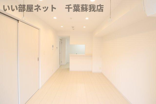 居室・リビング　こちらのリビングで趣味の時間をお楽しみください