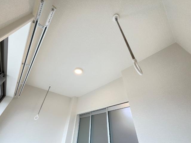 その他設備　室内物干し器具