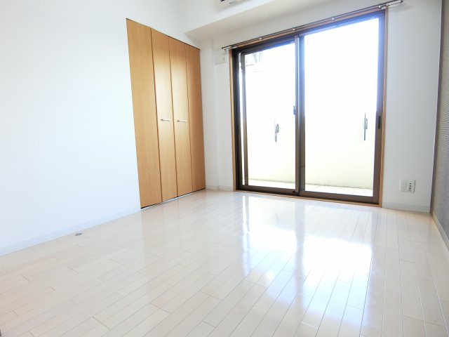 居室・リビング　詳細は、RISUMO江坂本店→06-6155-7137まで♪