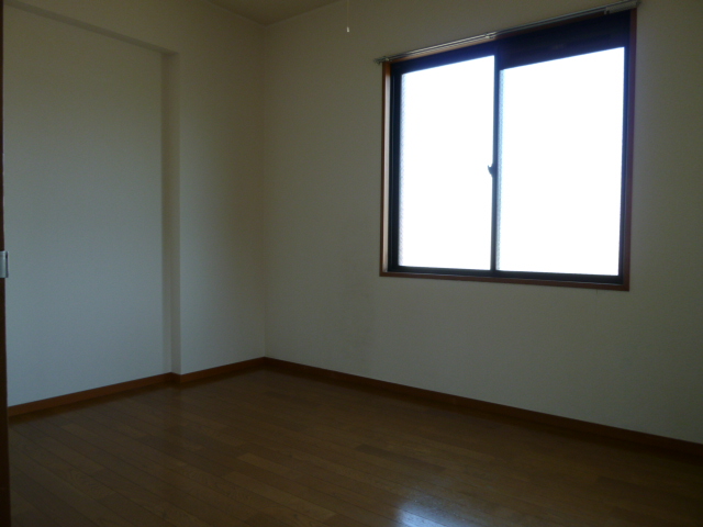 その他部屋・スペース　洋6（入口）