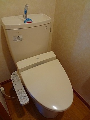 トイレ　ウォシュレット