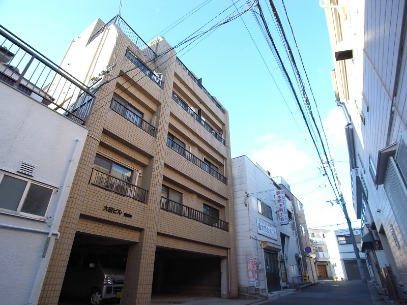 神戸市垂水区御霊町のマンションの建物外観