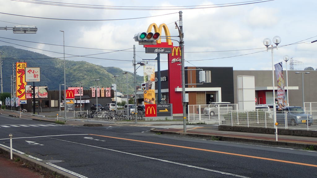 その他　マクドナルド　他（その他）まで3542m