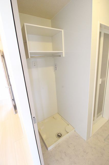 その他設備　反転タイプの別の部屋の写真です