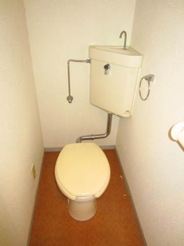 トイレ　バストイレ別