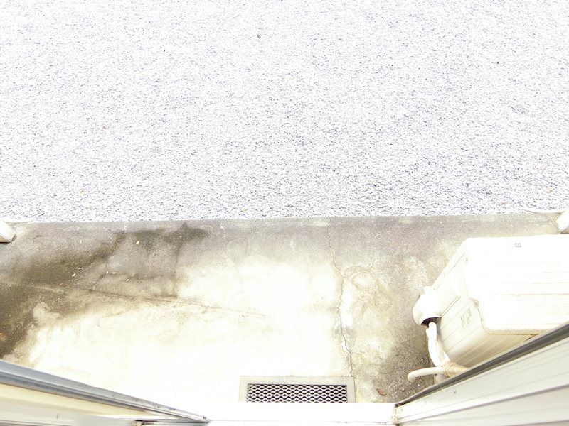 バルコニー　外に洗濯物が干せます