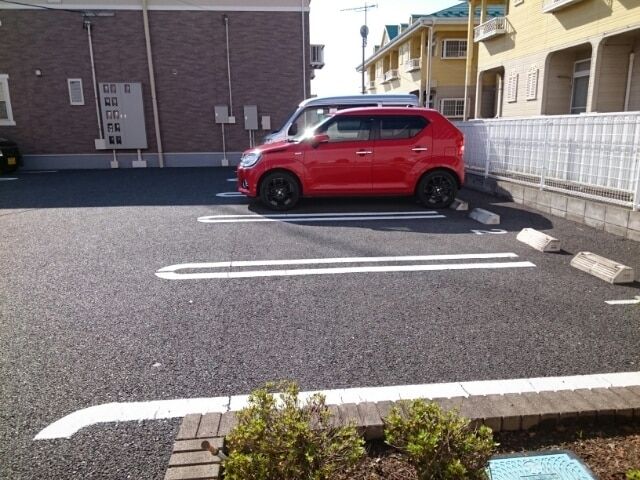 【大崎市古川のアパートの駐車場】