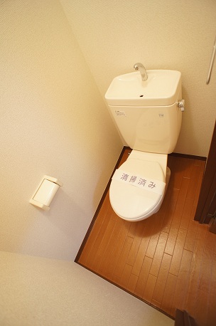 トイレ　バス・トイレ別です！