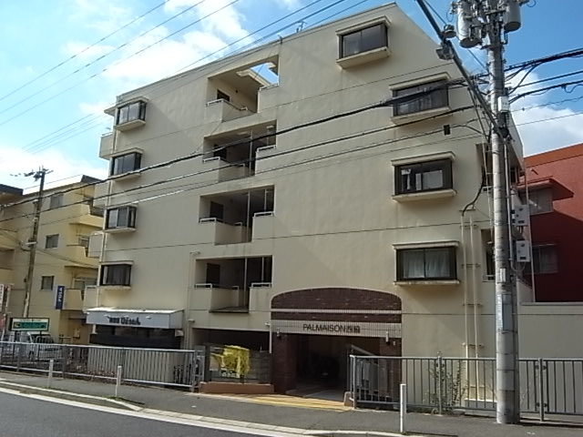 神戸市垂水区西脇のマンションの建物外観