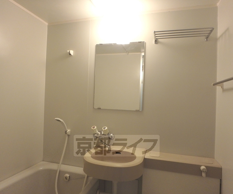 洗面設備　洗面所です