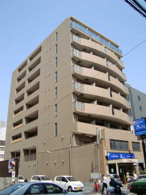 京都市下京区骨屋町のマンションの建物外観