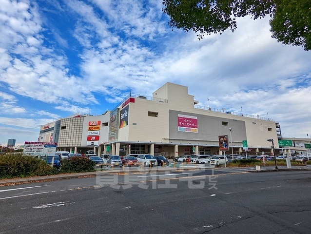 【名古屋市熱田区六野のマンションのスーパー】