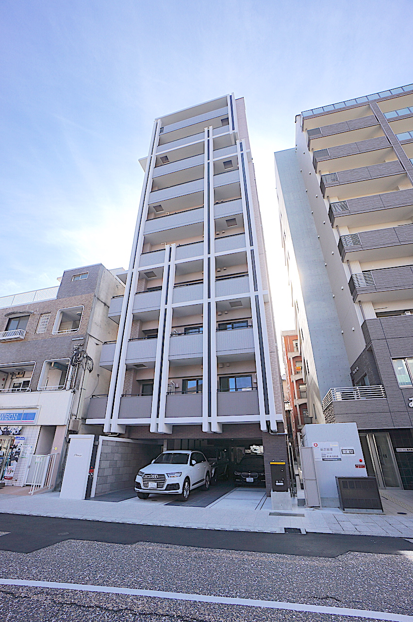 長崎市梅香崎町のマンションの建物外観