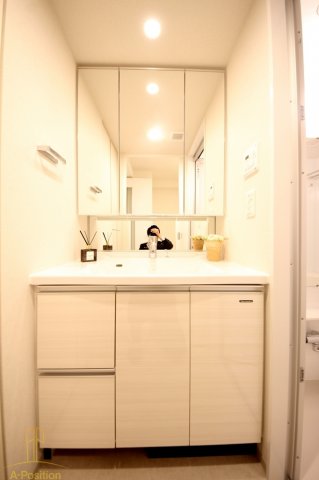 洗面設備　コンフォリア北堀江一丁目