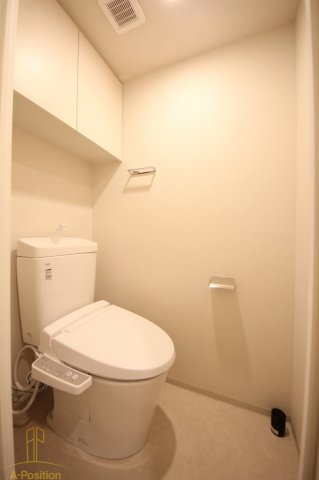 トイレ　コンフォリア北堀江一丁目